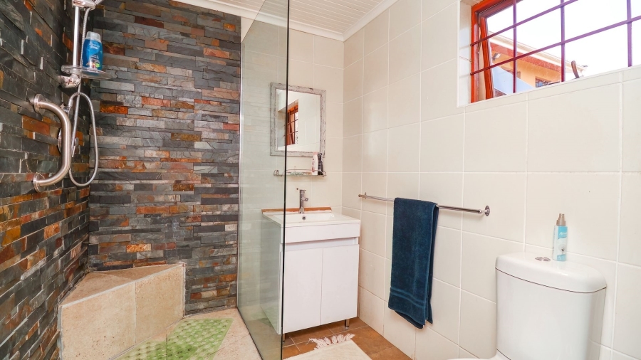 Commercial Property for Sale in Sedgefield Rural Western Cape